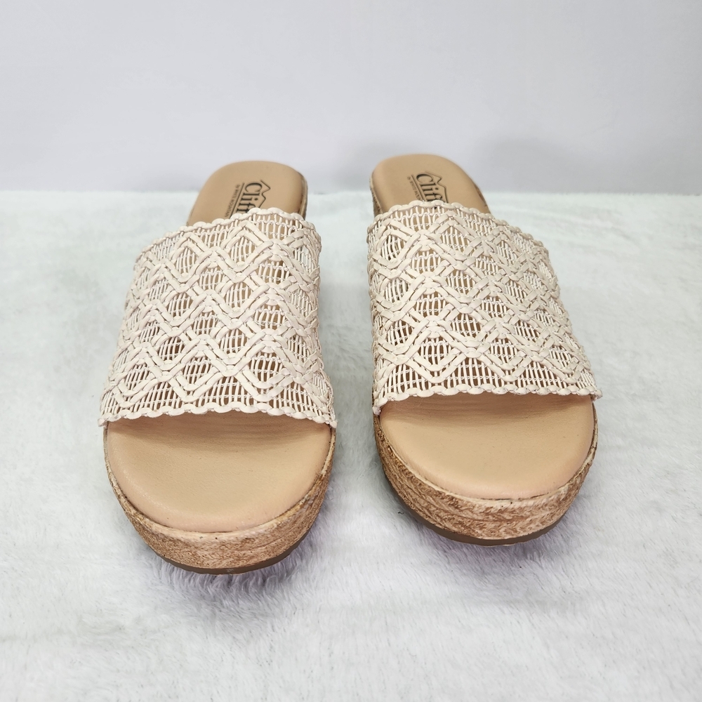 Cliffs by White Mountain Women's Cream Platform Woven Slide Sandals Size 9 - Picture 4 of 9